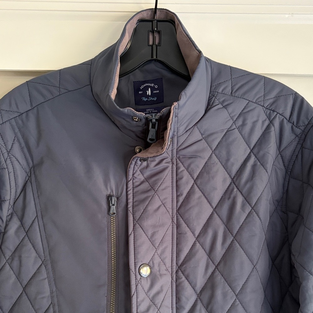 johnnie-O Quilted Dark Blue Puffer Jacket - Picture 3 of 9